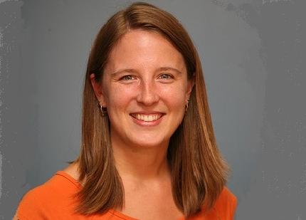 Photo of Dr. Amanda Simons